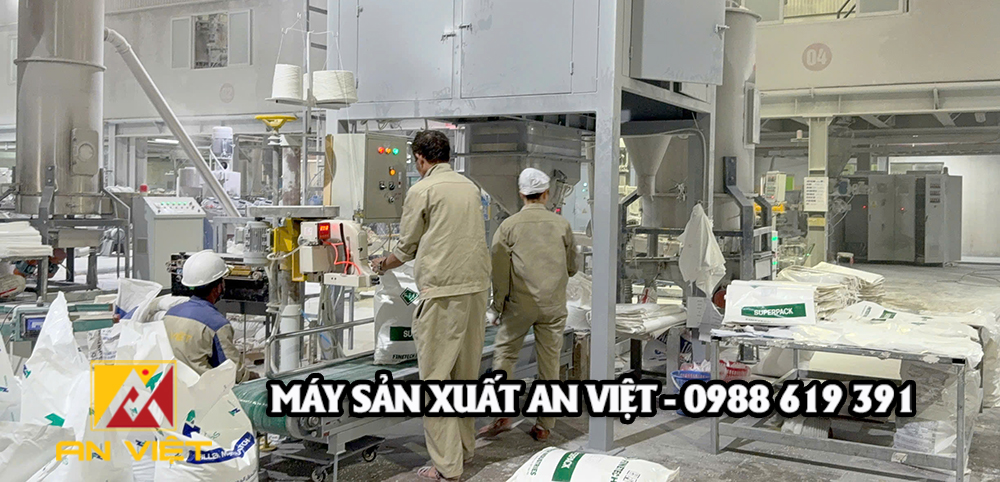 Lắp đặt cân đóng bao dạng hạt cho công ty An Tiến năng suất 300 bao/h